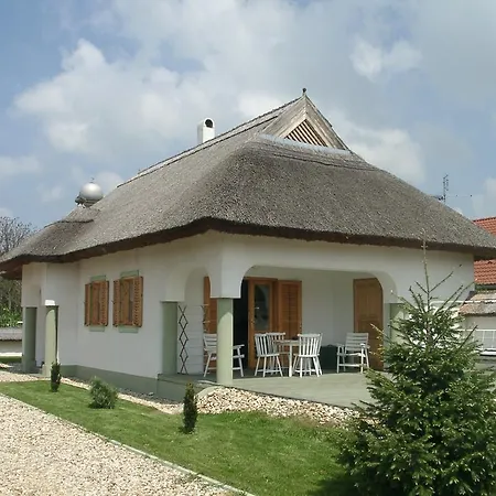 Guest house Vendeghaz Csenye